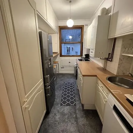Magnificent With Eiffel Tower View *